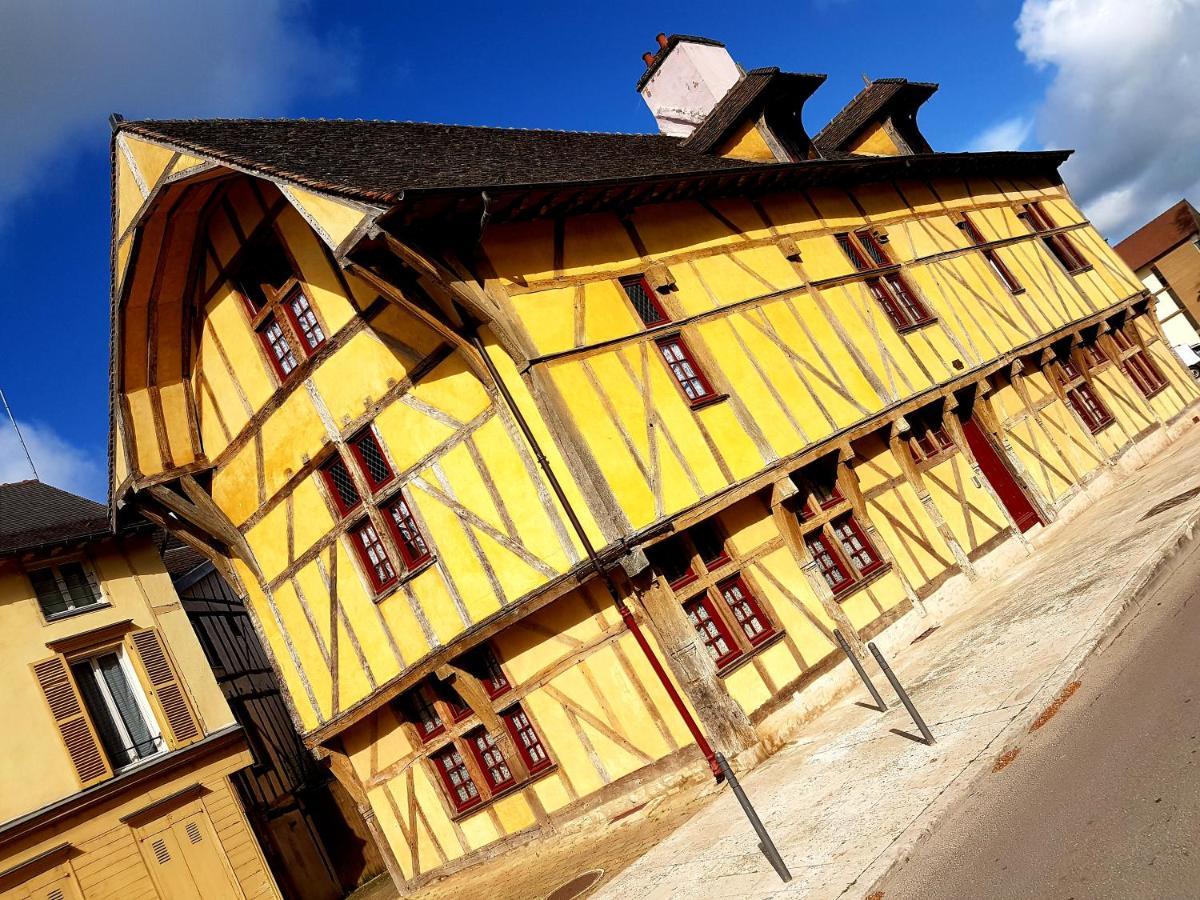 טרואה Maison Du Dauphin 1534 מראה חיצוני תמונה